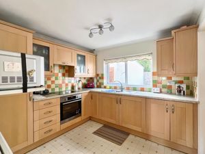 Photo 9- click for photo gallery